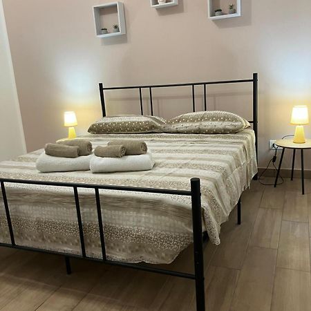 Bayekou Trapani Lägenhet Exteriör bild